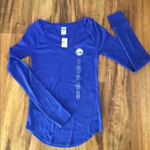 NWT VS PINK Size XS Basic Long Sleeve T